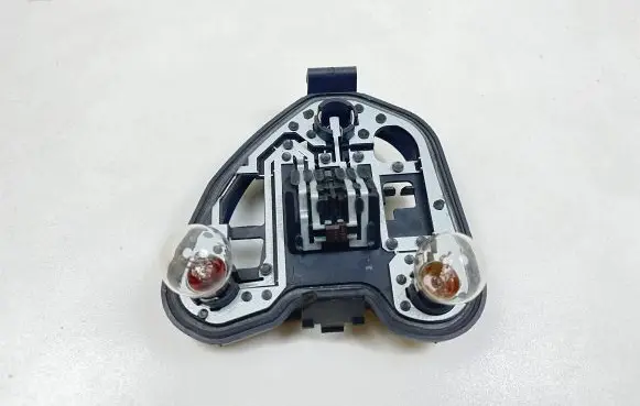 Peugeot 406 Tail light bulb cover holder