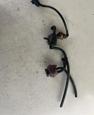 Hyundai Santa Fe Vacuum valve 3946038750