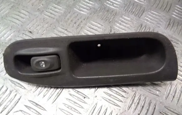Renault Scenic I Electric window control switch 7700431172