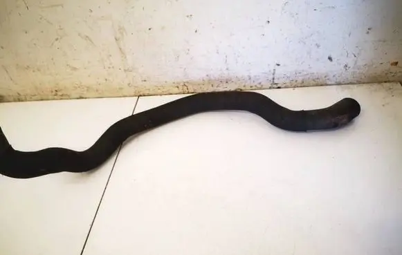 Volvo V70 Engine coolant pipe/hose 08671395