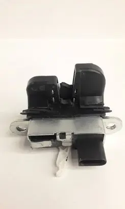 Volkswagen Touran I Tailgate lock latch 
