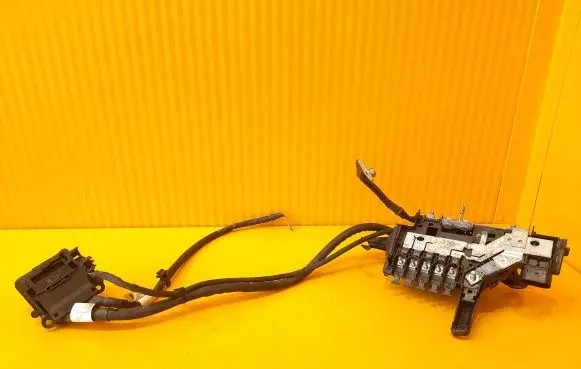 Mercedes-Benz C W205 Fuse A2055451400 A2054401836