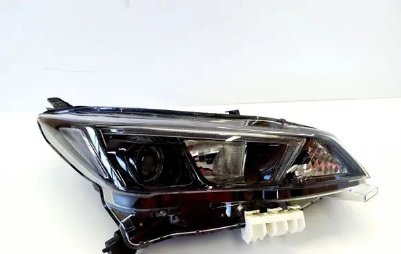 Nissan Leaf II (ZE1) Headlight/headlamp 260105SJ0A