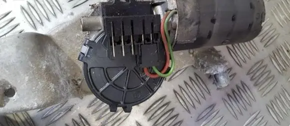 Ford Focus Wiper motor 3390591165