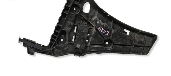 Audi A3 S3 8V Rear bumper mounting bracket 8V4807378