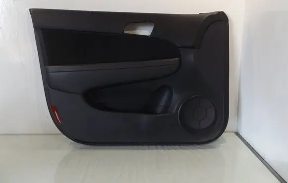 Hyundai i30 Sliding door card 827152R000