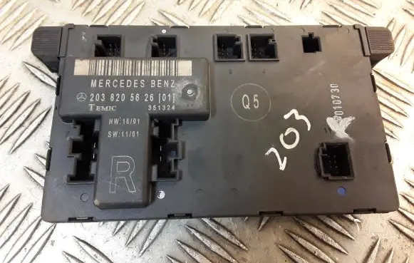Mercedes-Benz C W203 Door control unit/module 2038205626 A2038205626