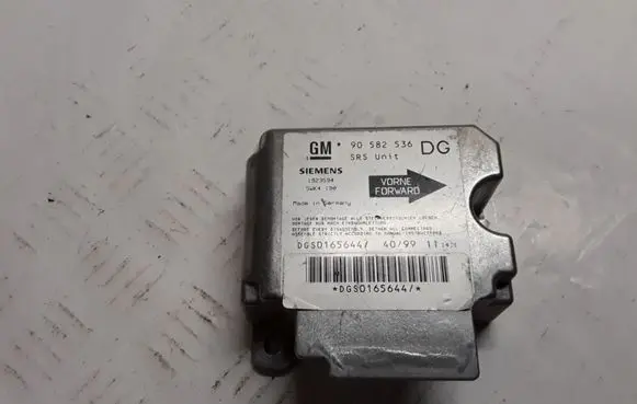 Opel Zafira A Airbag control unit/module 90582536 DGS0165644 5WK4190