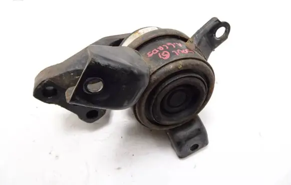 KIA Soul Engine mount bracket 218102-K400 0812040435 621SD5