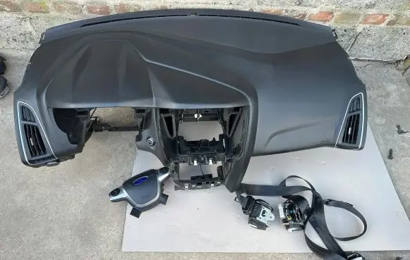 Ford Focus Dashboard