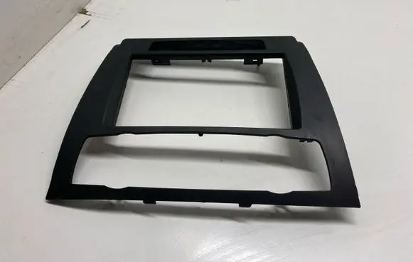 BMW 1 E81 E87 Dashboard center trim panel 