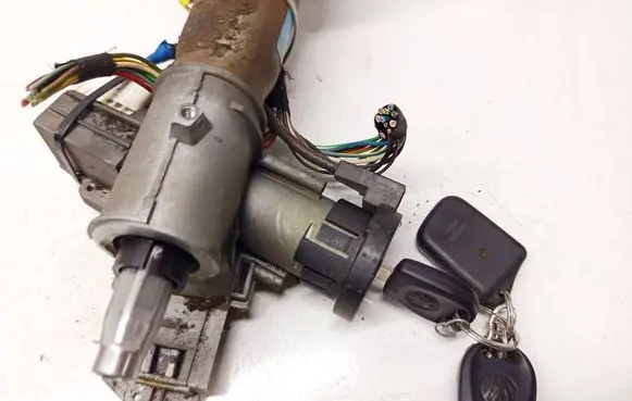 Volkswagen Sharan Ignition lock P012106