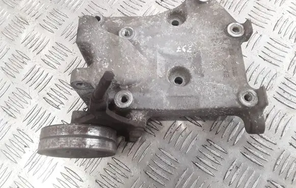 Nissan Almera Tino A/C compressor mount bracket 11910BM700