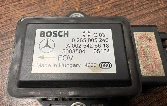 Mercedes-Benz Vito Viano W639 ESP acceleration yaw rate sensor 0265005246 A0025426618