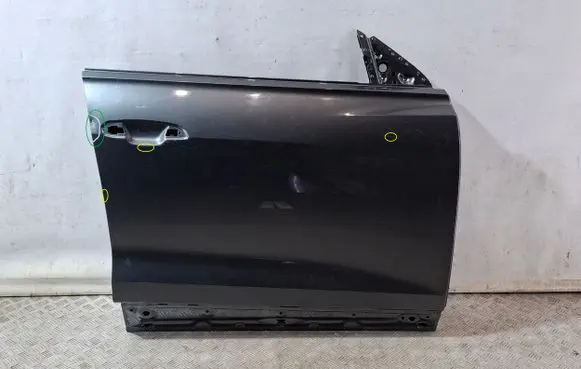 Audi Q8 Front door 4M8831052C