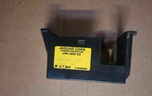 Jaguar XJ X308 High voltage junction box LNA2850EC