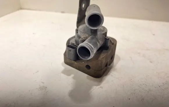 BMW 5 F10 F11 Electric auxiliary coolant/water pump 9239313