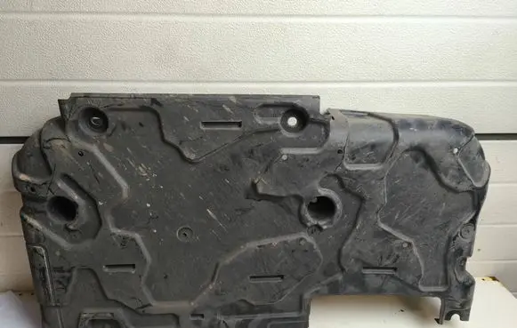 Peugeot 5008 Rear underbody cover/under tray 9809532180