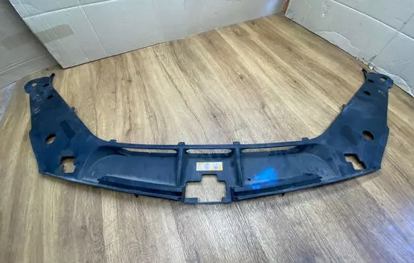 Mercedes-Benz GLE (W166 - C292) Top upper radiator support slam panel A1668642922