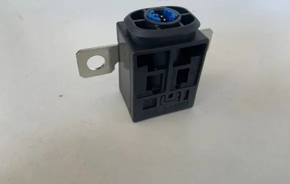 Audi A6 S6 C7 4G Ignition-blocking relay 4F0915519