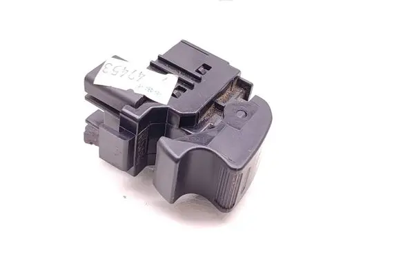 Toyota Hilux (AN10, AN20, AN30) Electric window control switch