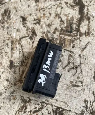 BMW X6 E71 Tailgate/boot open switch button 8375580