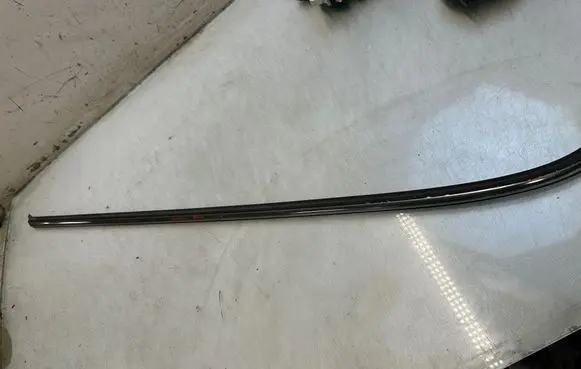Mini One - Cooper R50 - 53 Front door trim (molding)