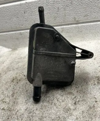 Skoda Octavia Mk1 (1U) Power steering fluid tank/reservoir 1J0422371B