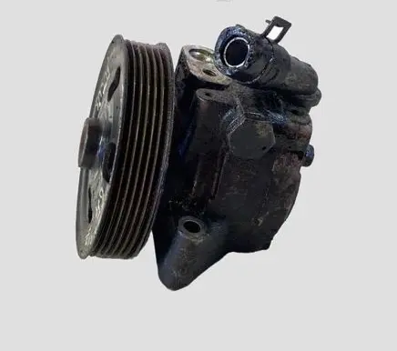 Ford Focus Power steering pump 6G913A686CD 7Y156018 6G913A696CD