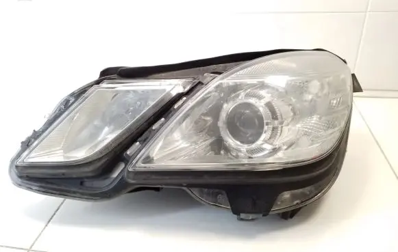 Mercedes-Benz E W212 Headlight/headlamp A2128200161