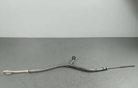 Mitsubishi Outlander Oil level dip stick 