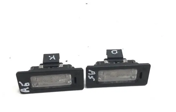 Audi A5 8T 8F Number plate light 8T0943021