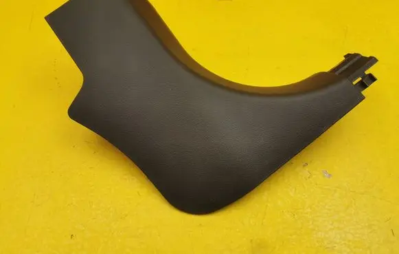 MG MG5 II (B) pillar trim (bottom) 10239404