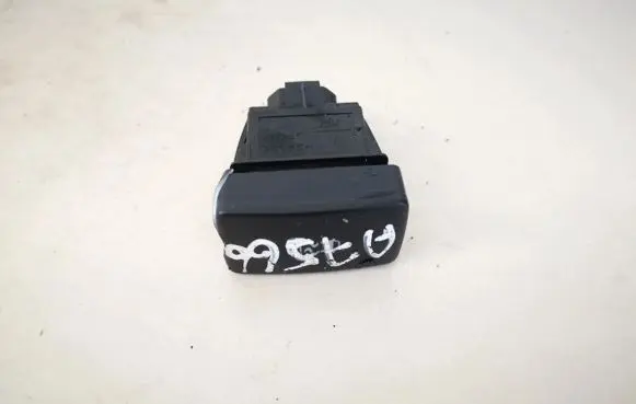 Traction control (ASR) switch