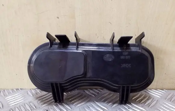 Renault Espace III Headlight/headlamp dust cover