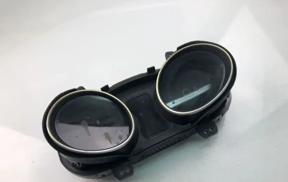 KIA Sportage Speedometer (instrument cluster) 940333U095