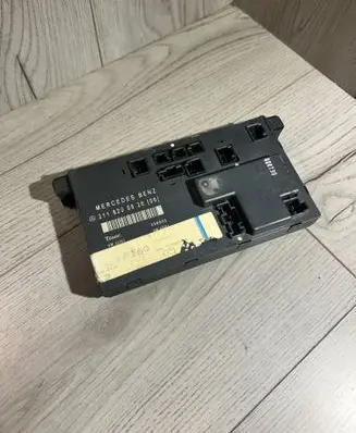 Mercedes-Benz E W211 Door control unit/module 2118200526