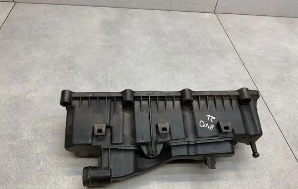Land Rover Range Rover Evoque L538 Rocker cam cover G4D36J014BC