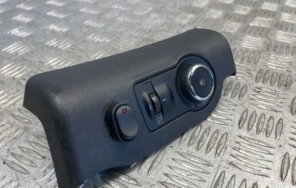 Opel Insignia A Light switch 13268710