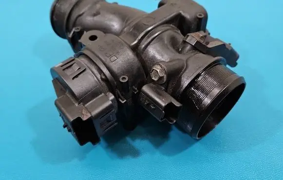 Citroen C3 Picasso Throttle body valve 9660030380 IMPRK1575525