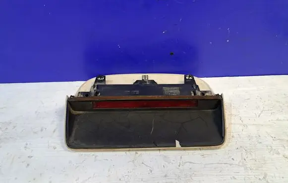 Saab 95 - 96 Third/center stoplight 2414700 5337985