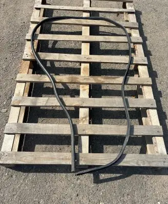 Renault Trafic II (X83) Rubber seal front coupe door 