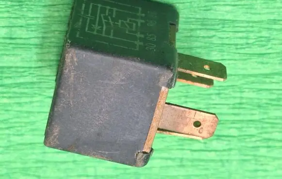 Volkswagen Golf III Other relay 9849616877