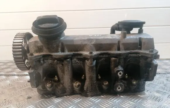 Skoda Fabia Mk1 (6Y) Engine head 038103373E