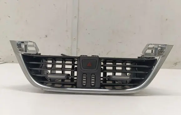 Ford Fiesta Dash center air vent grill H1BB197617