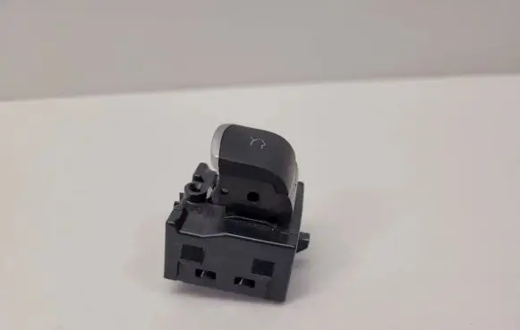 Alfa Romeo Stelvio Electric window control switch 01561170210