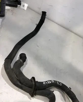 Audi A4 S4 B6 8E 8H Engine coolant pipe/hose 8E0819699A