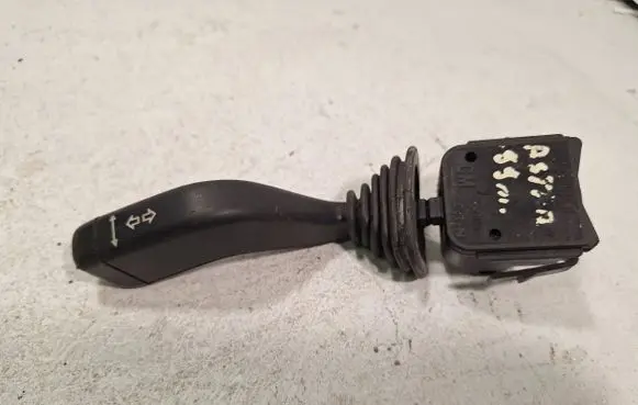 Opel Astra G Indicator stalk 90560990 12263700