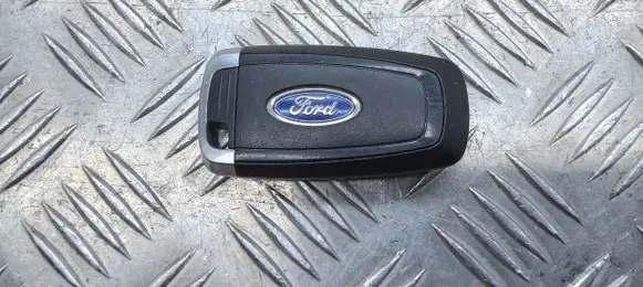 Ford Mondeo MK V Ignition key/card 