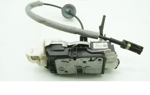 Volvo V40 Cross country Front door lock 31391824